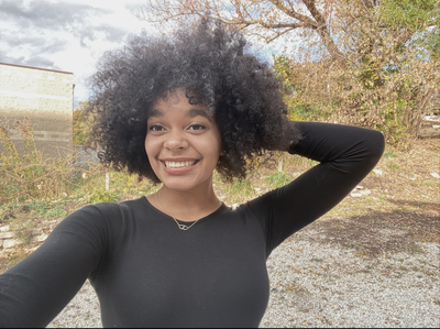 Photo of Alexis Thomas