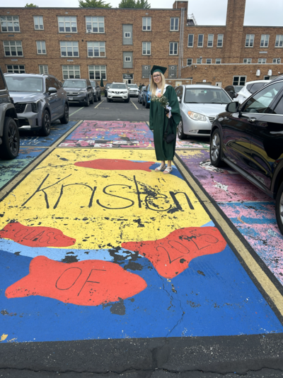 Photo of Kristen Maurer